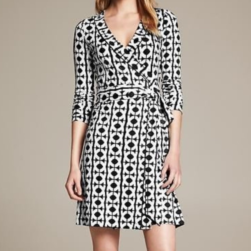 Banana Republic Gemma Wrap Dress (Size: Petite L)